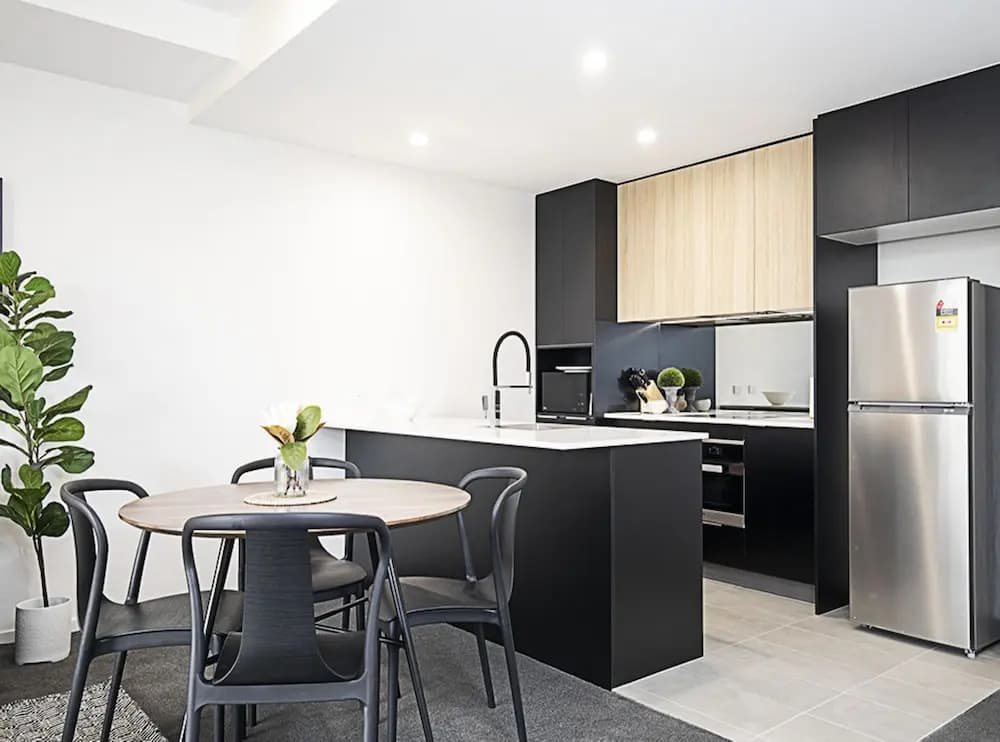 CANBERRA CHIC-hosted by:L'Abode Accommodation - photo 14