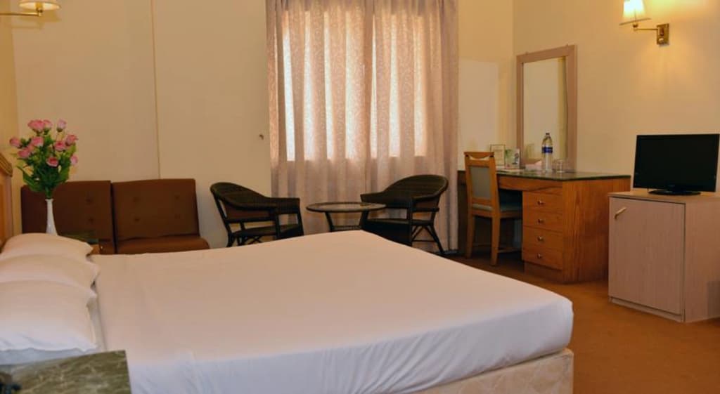 Concorde Palace Hotel - photo 3