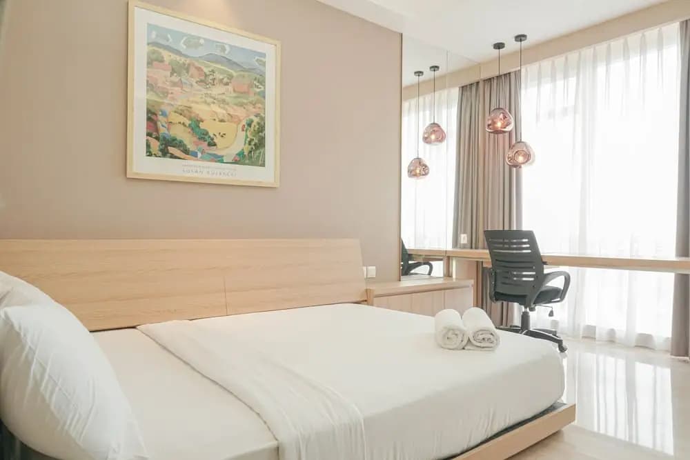 Fabulous Menteng Park Studio Apartment - photo 3