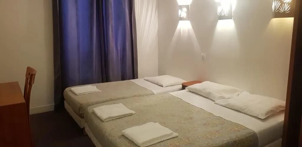 Hotel Petit Bastille - photo 10