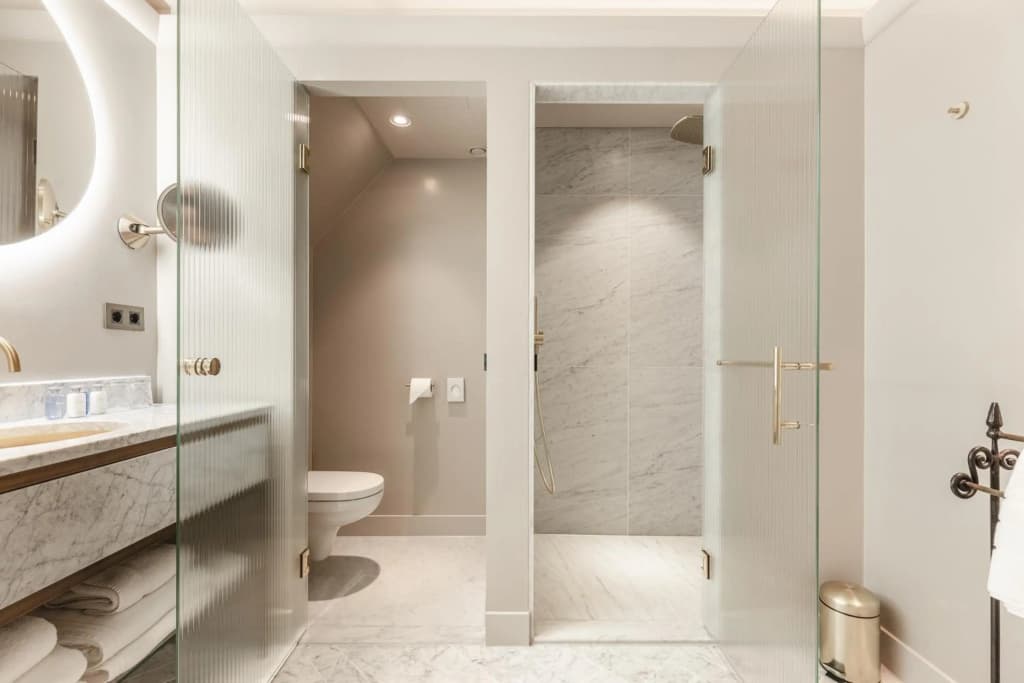 Hotel 717 - photo 8