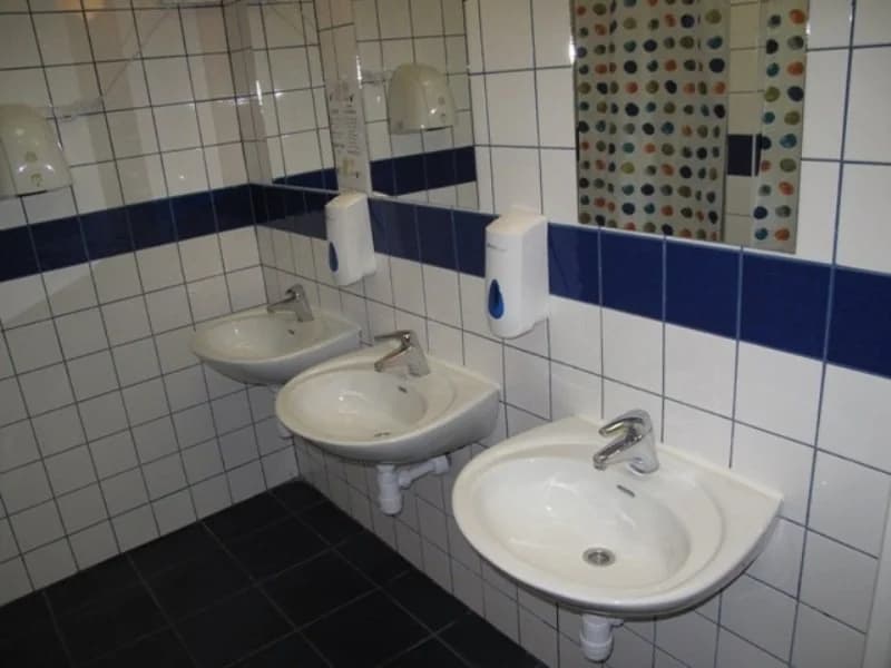 All-Central Hostel - photo 4