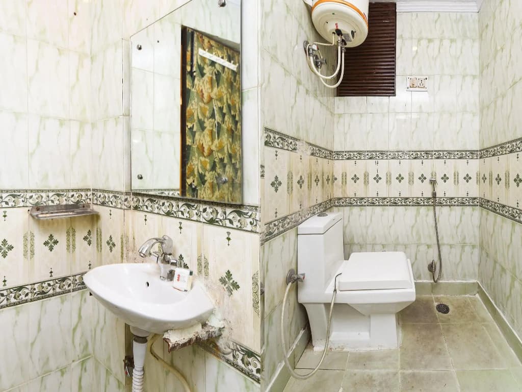OYO 15835 Hotel City Palace - photo 9
