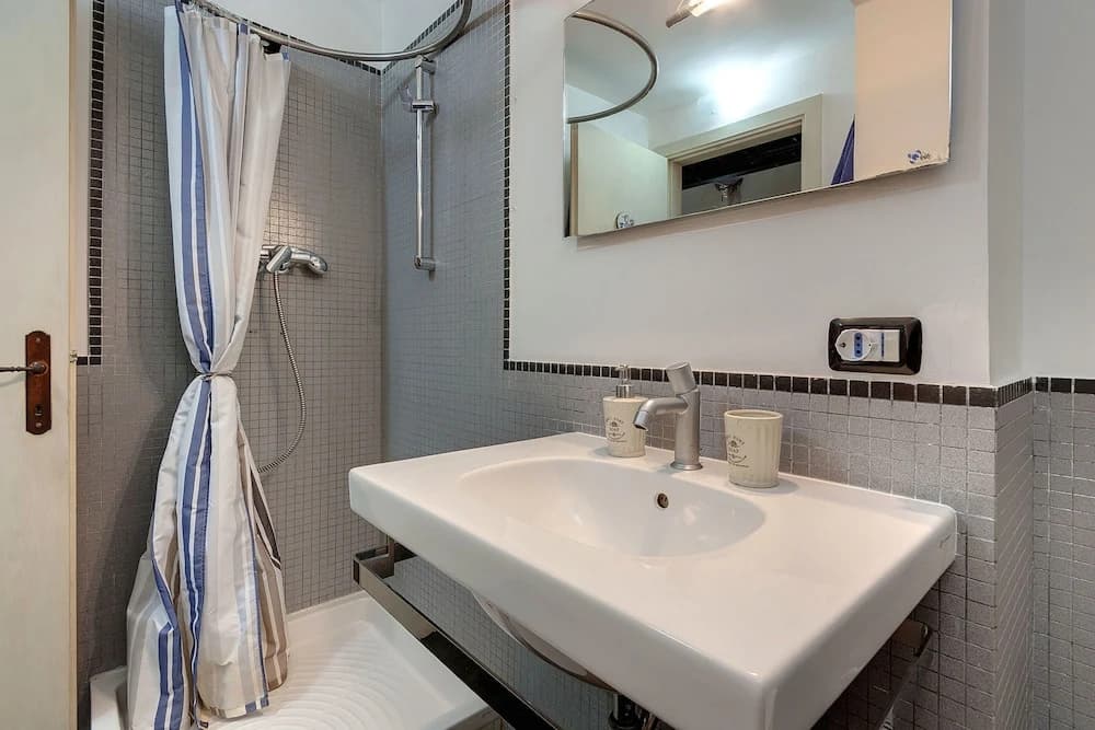 Pitti Apartment - photo 9