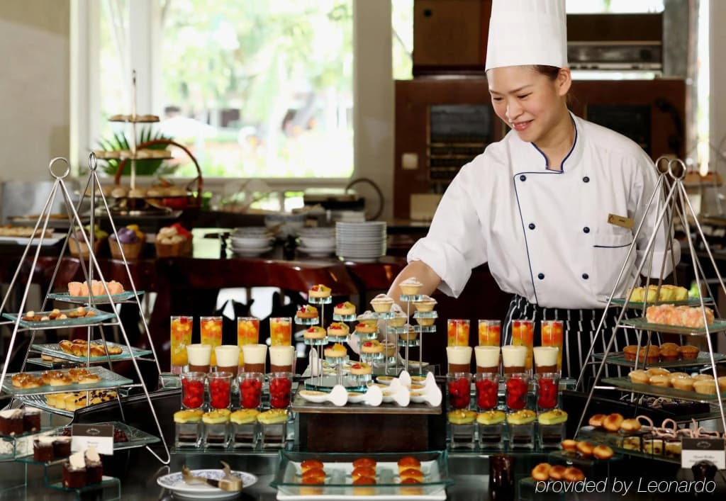 Centara Grand Beach Resort and Villas Hua Hin Hotel - photo 12