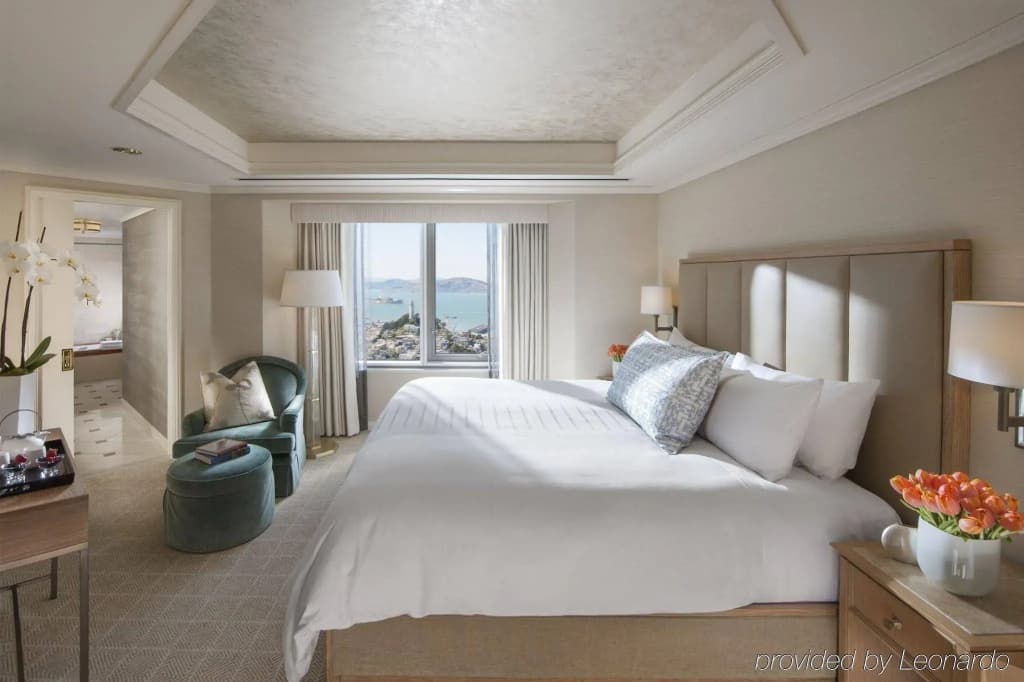 Four Seasons Hotel San Francisco at Embarcadero - photo 4