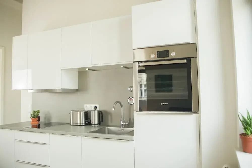Berlin Base Apartments - photo 27