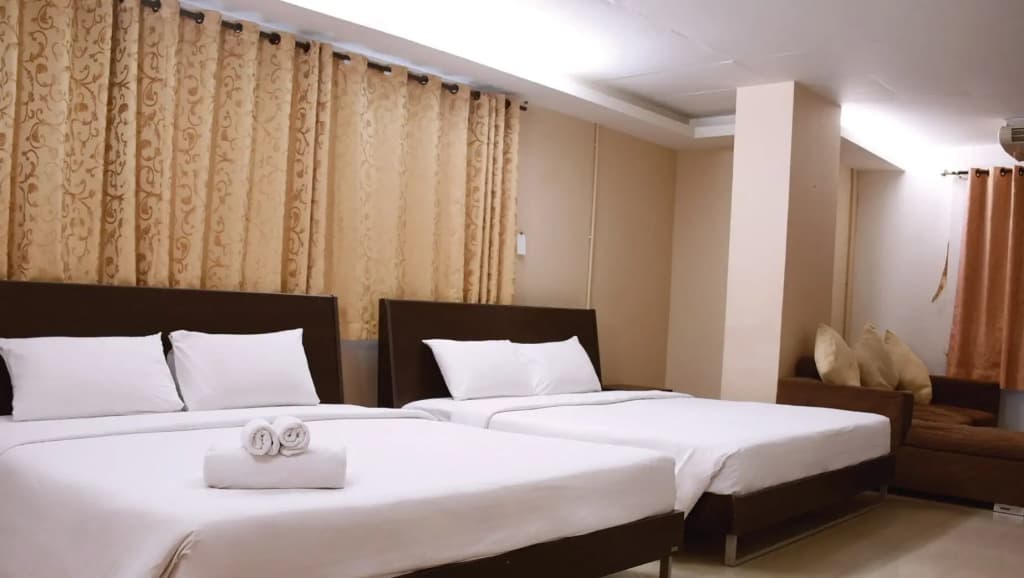 Centric Place Hotel - photo 3