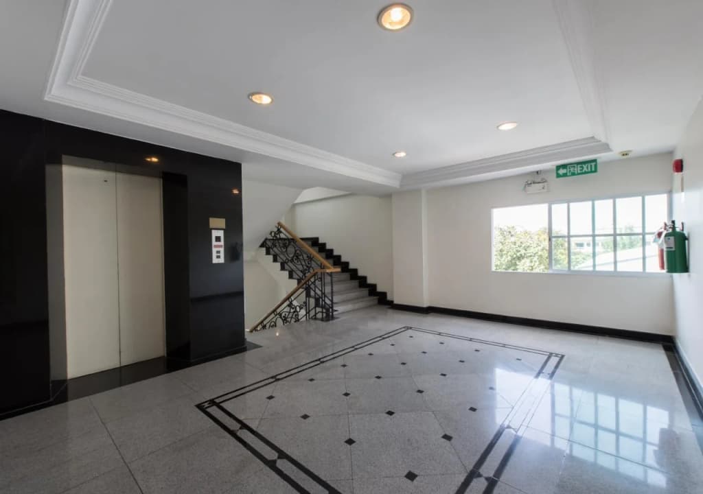 Romance Hotel Srinakarin - photo 12