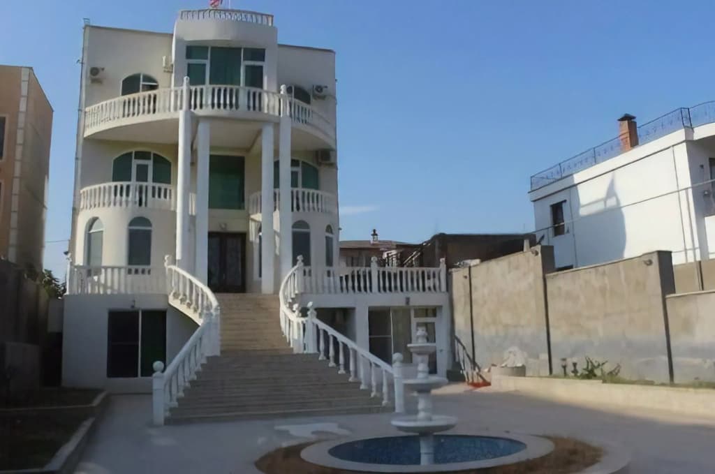 Hotel White Palace - photo 1