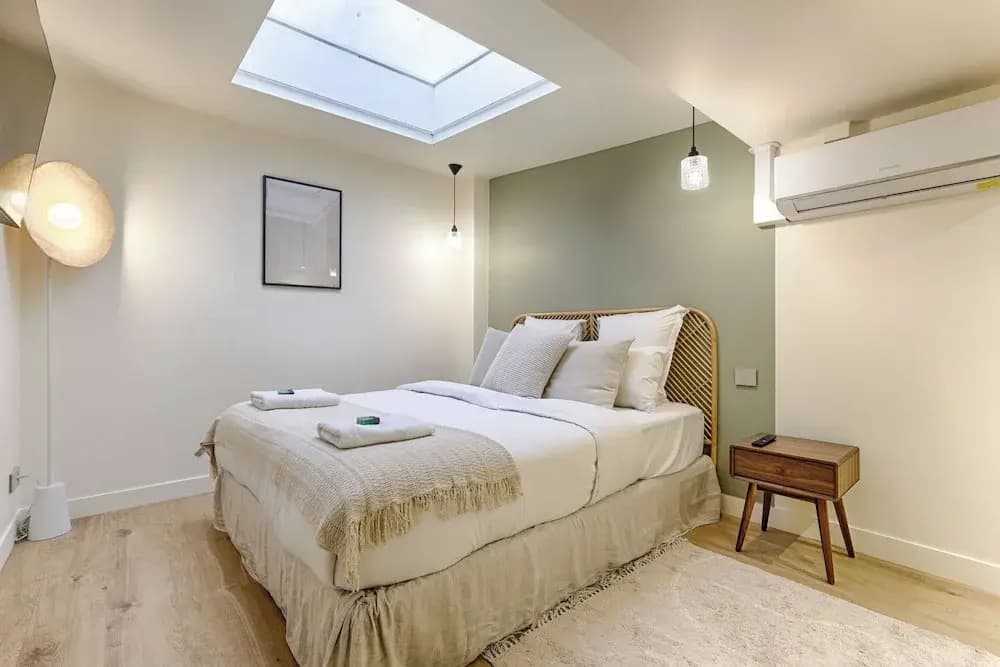 Superb Air-conditioned Duplex Bastille Le Marais - photo 1