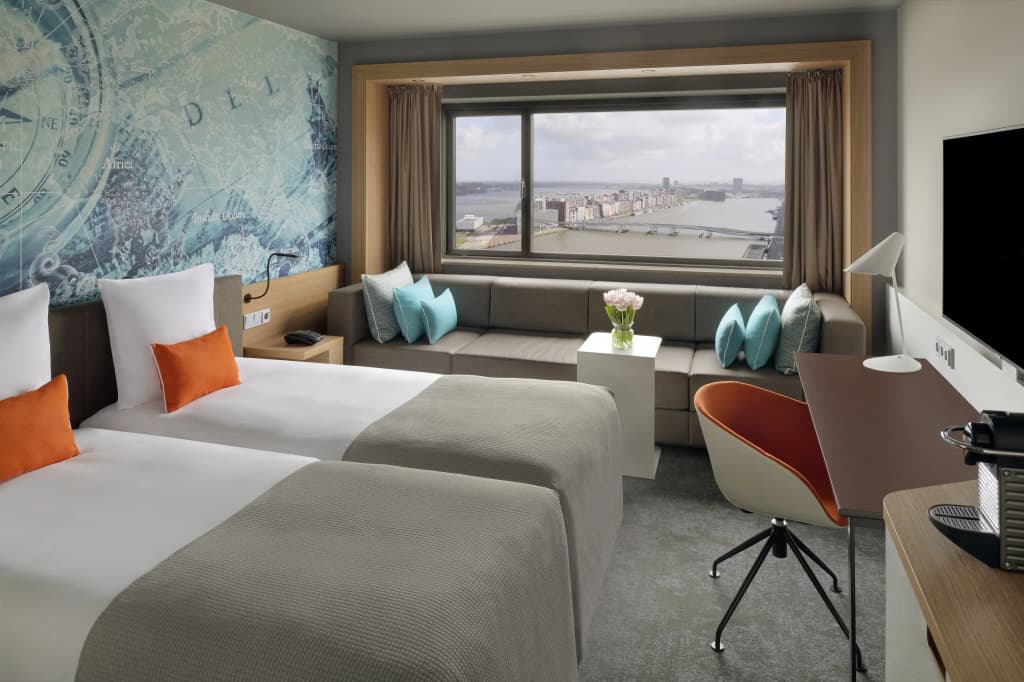 Mövenpick Hotel Amsterdam City Centre - photo 5