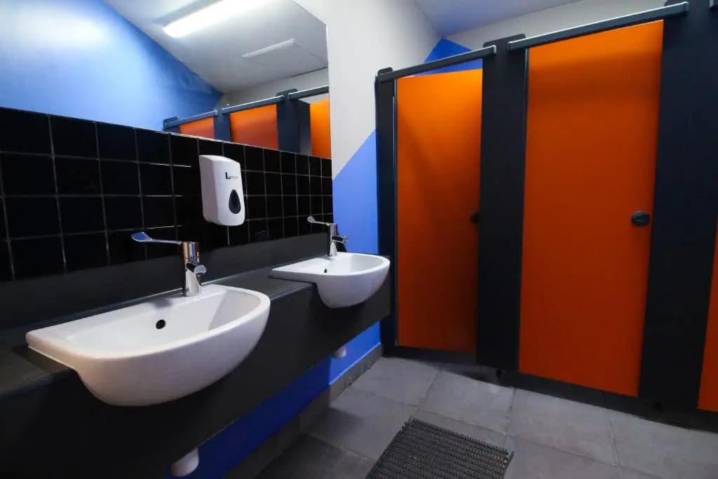London Backpackers Youth Hostel - photo 5