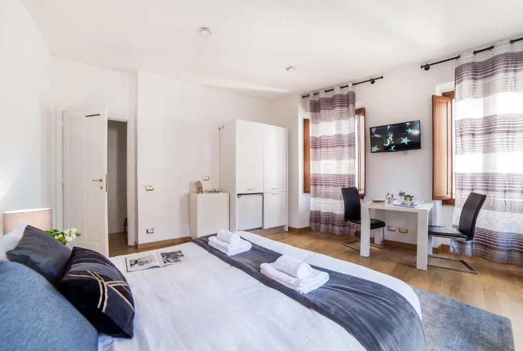 Sant'Angelo Apartments - photo 6