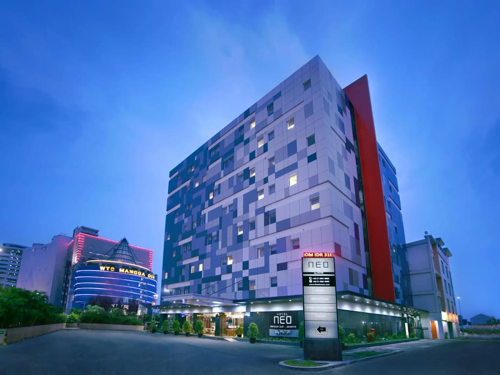 StarRay Hotel Jakarta Mangga Dua Square - photo 1