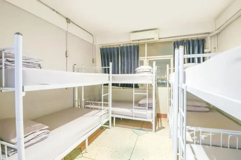Bangkok Hub Hostel - photo 13