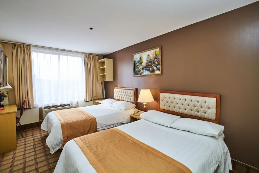 Flushing Hotel - photo 6