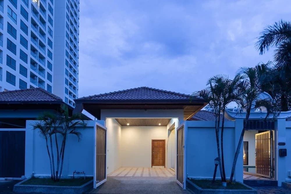 AnB poolvilla 2BR with private beach - photo 1