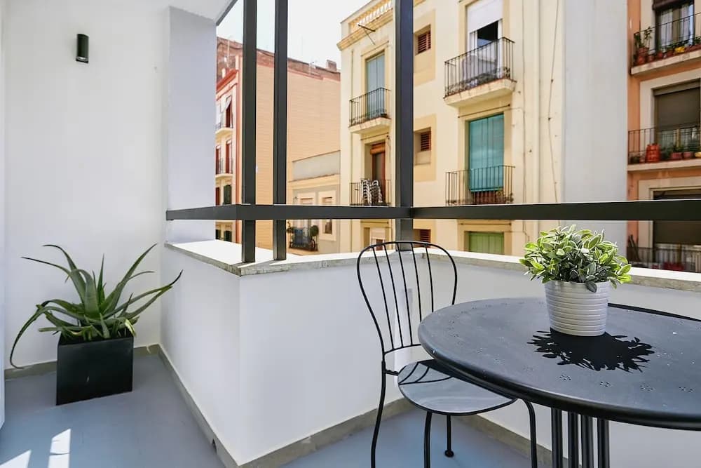 Urban District - MA31 Apartments - photo 14
