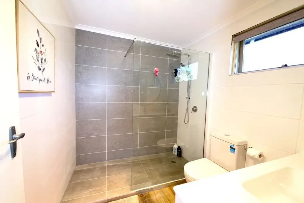Rosebud Pet-Friendly Beach Holiday House - photo 19