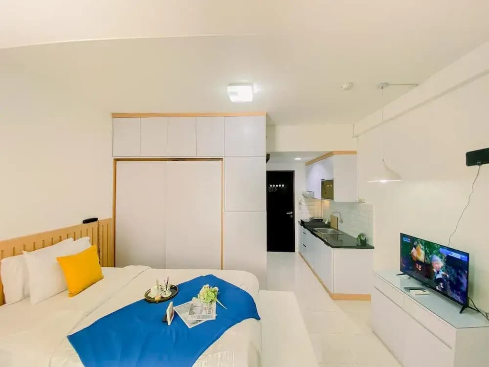 Good And Nice Studio At Tamansari Sudirman Apartment - photo 1