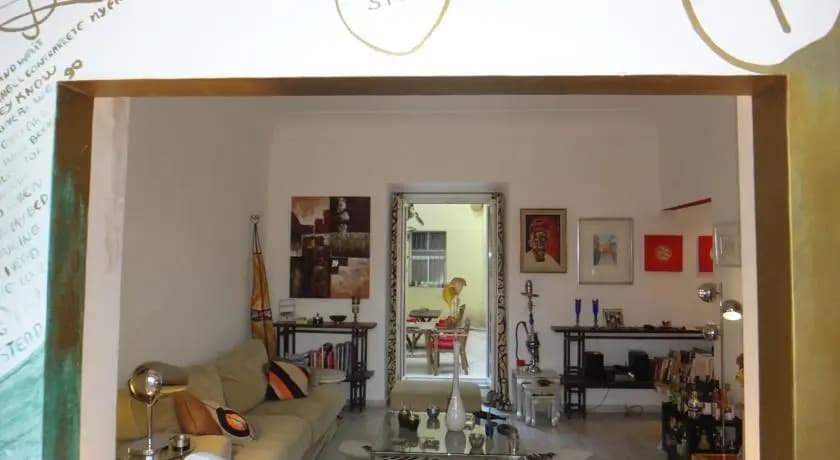 Fernandes Guest House - photo 9