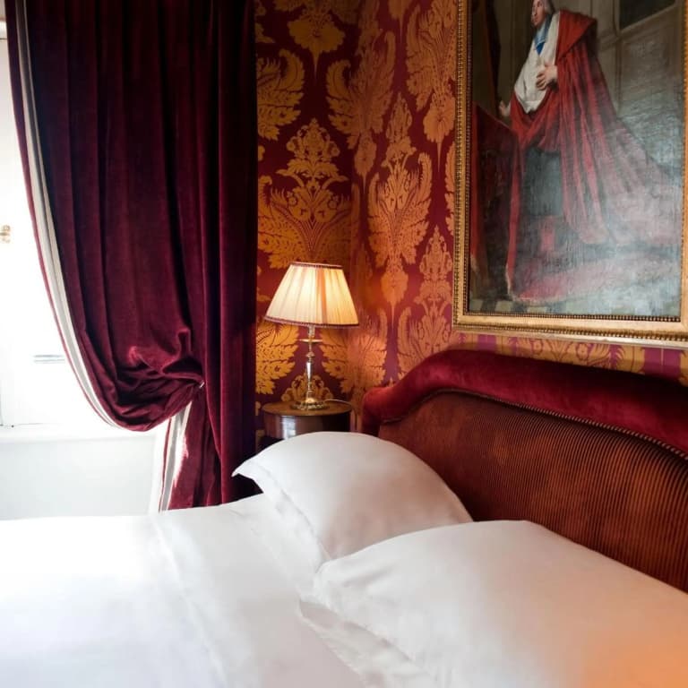 L'Hotel - photo 50