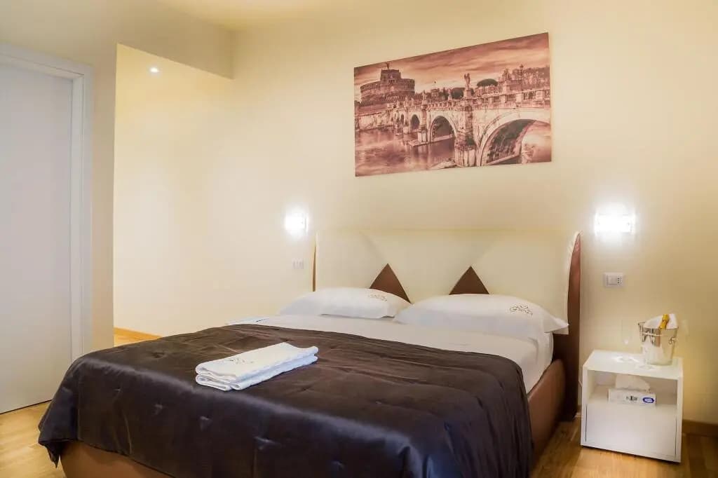 Vatican Armony Suites - photo 17