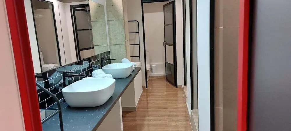 Deluxe apartment 12BD 6BATH - photo 10