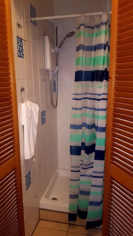 Tony Asga - Hamza Apartment - photo 7