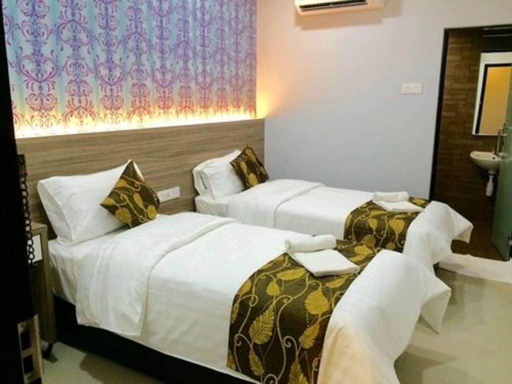 D'Metro Hotel - photo 6