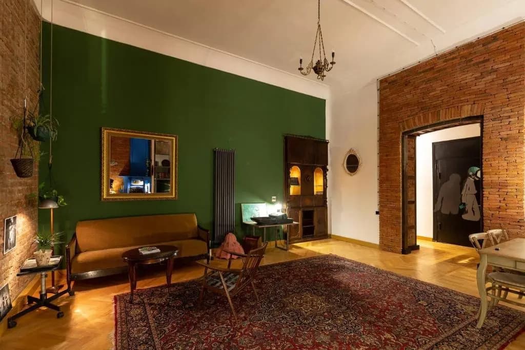 Wehost apartment with Fireplace - photo 11