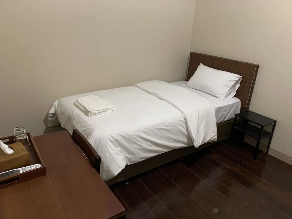Achcha Hotel - Itsaraphap Mrt Station - Wat Arun - photo 5