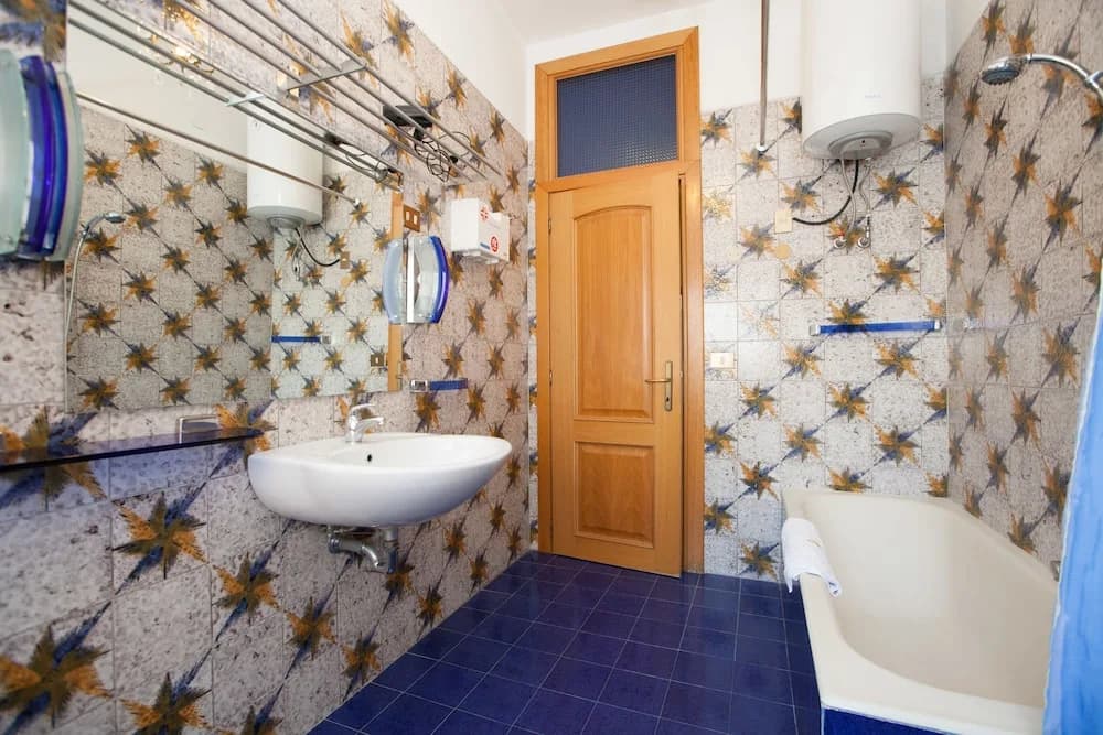 Devoti Apartment - photo 9