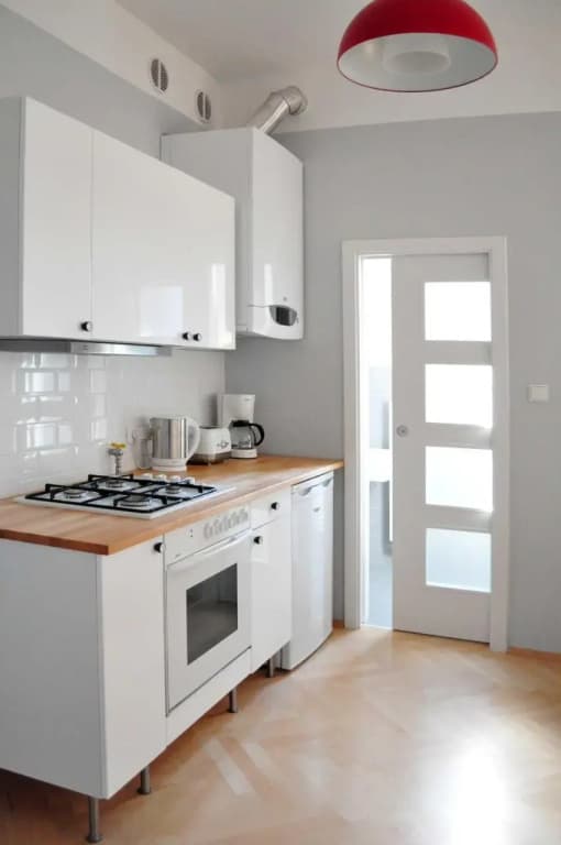 Central-Modern-Apartment - photo 20