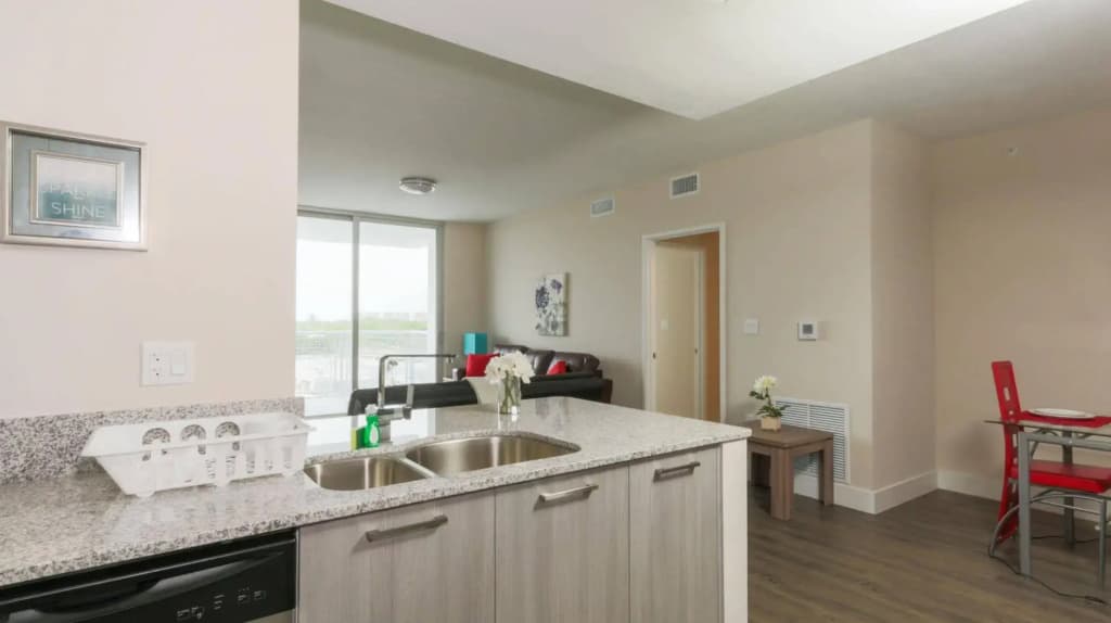 Pelicanstay in Coconut Grove Miami - photo 18