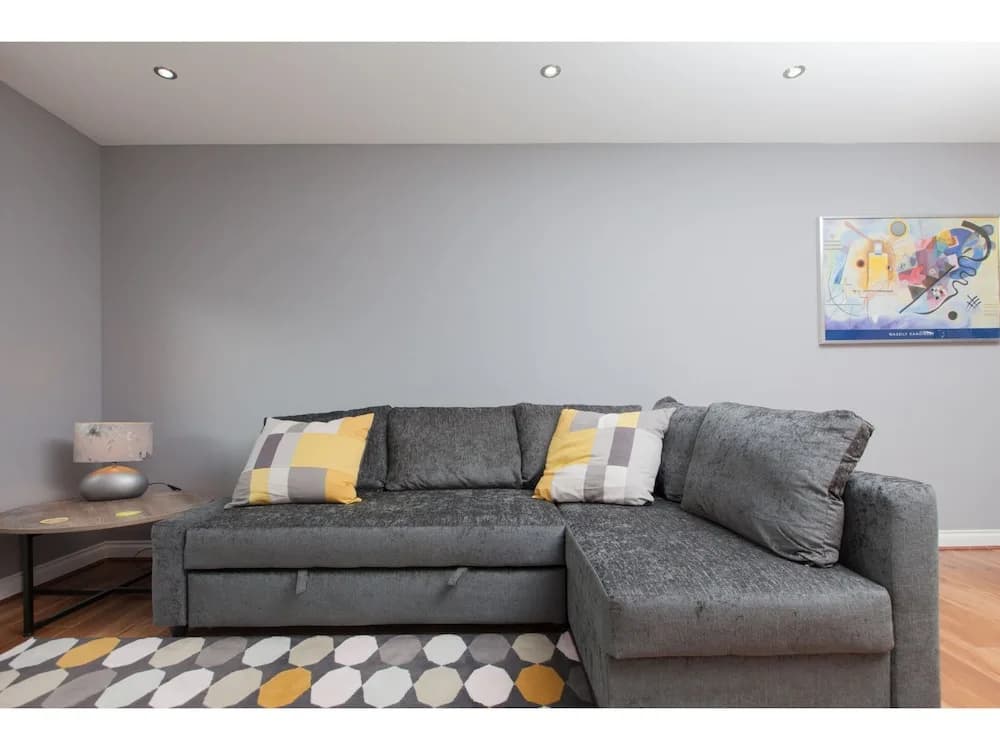 Homely, Hi-tech Modern Flat With Parking and gym - main photo