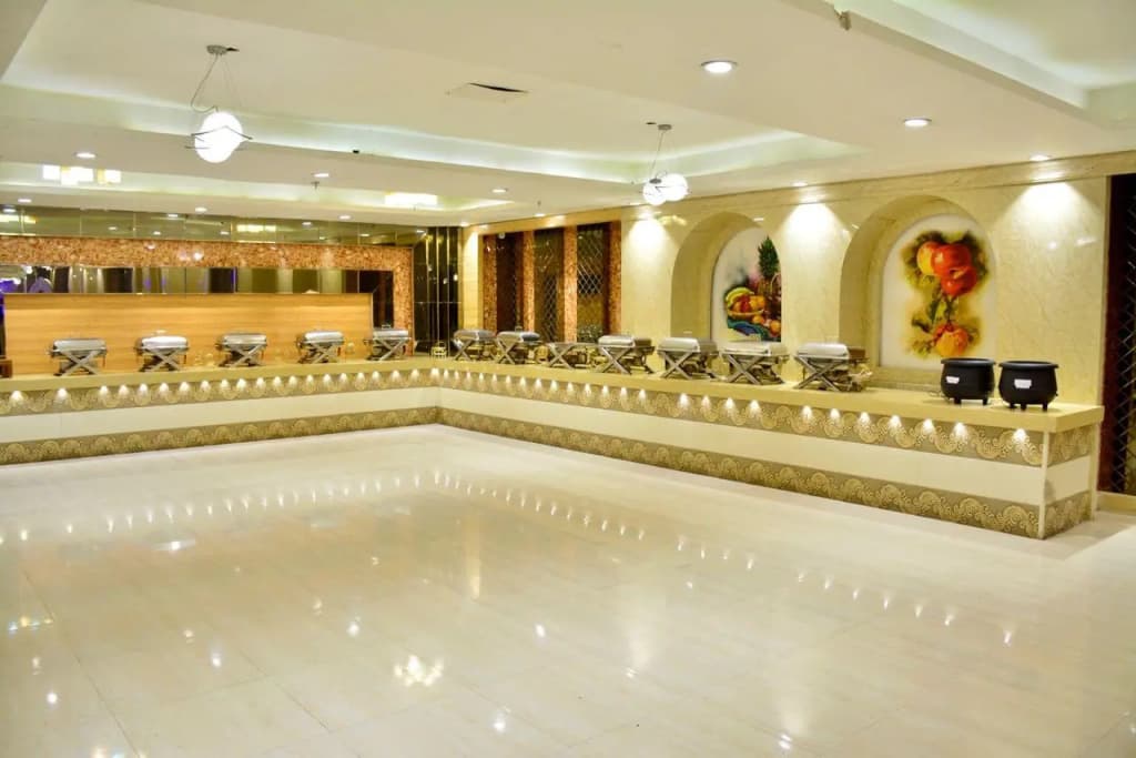 SK Crown Park Naraina - photo 15