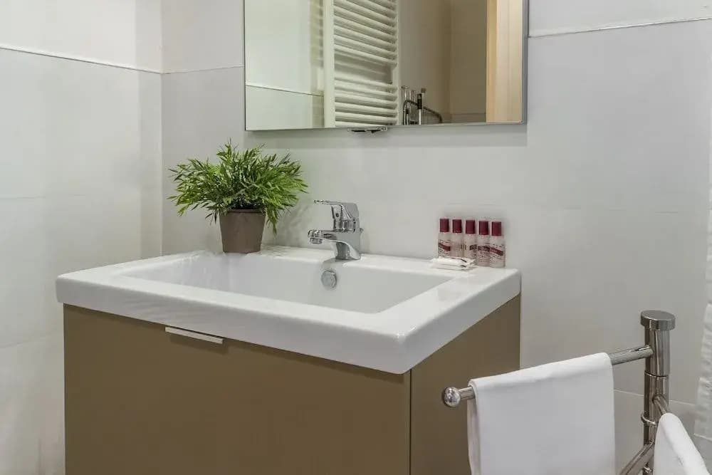 Accademia Charm Apartments - photo 9