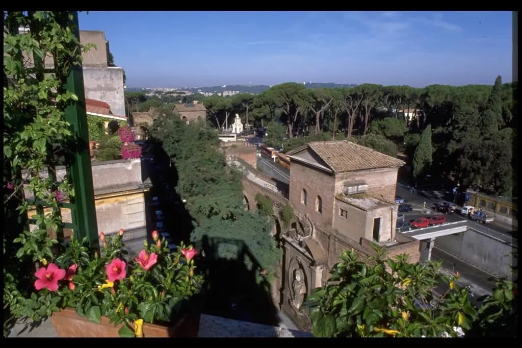 Victoria (Rome) - photo 13