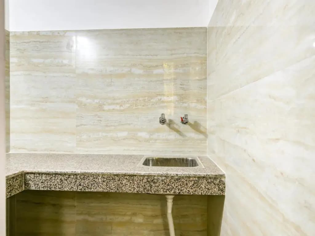 Hotel Orchid - photo 11