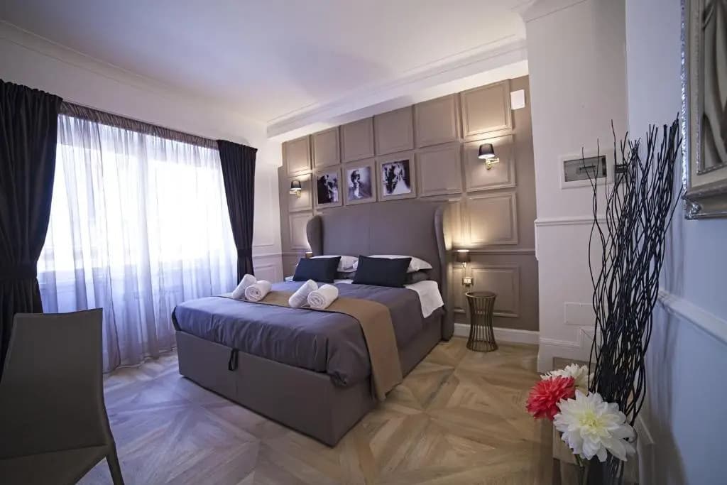 Vatican Luxury Home - photo 4