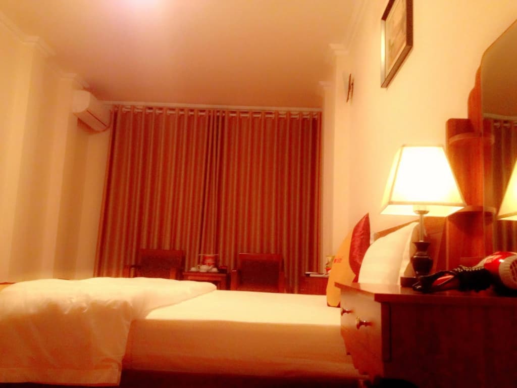 Avalon Hotel - photo 3