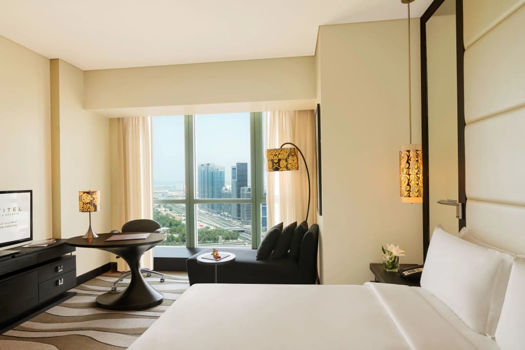 Sofitel Abu Dhabi Corniche Hotel - photo 6