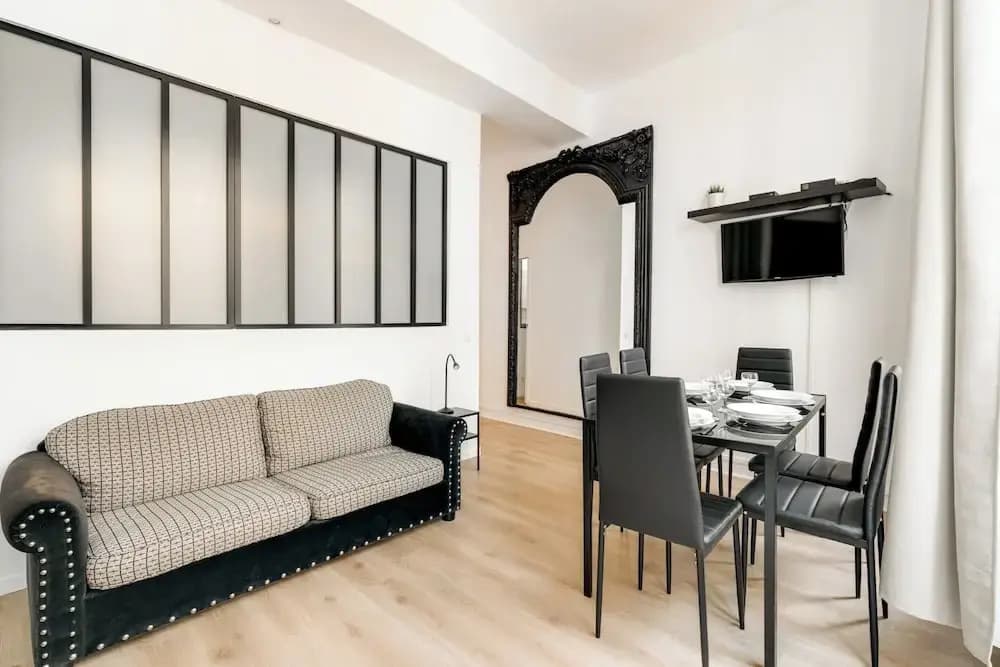 Chic Apartment - 2br/5p - Boulevard Saint-germain - photo 4