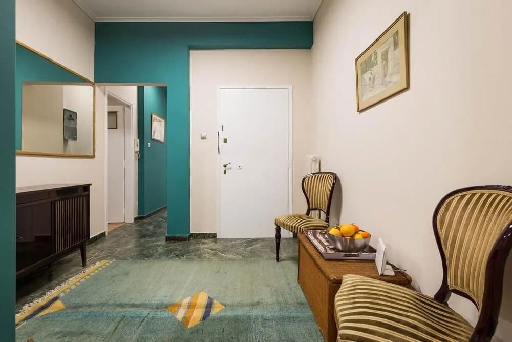 Three Bedrooms Apartment Under Acropolis - photo 3