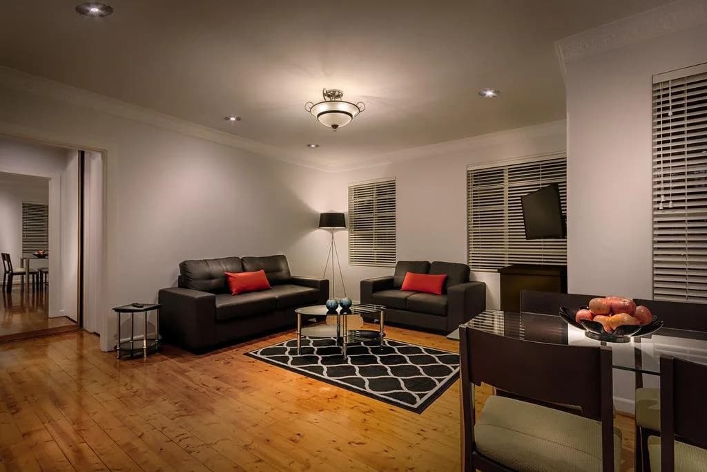 Crest on Barkly Serviced Apartments - photo 12
