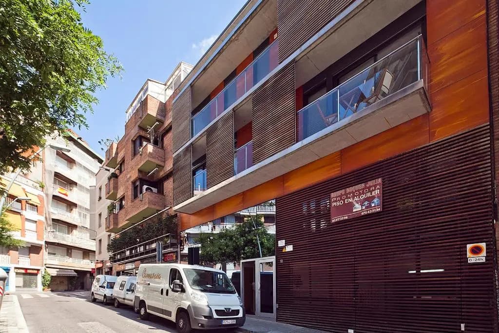 My Space Barcelona Executive Apartments Center - main photo