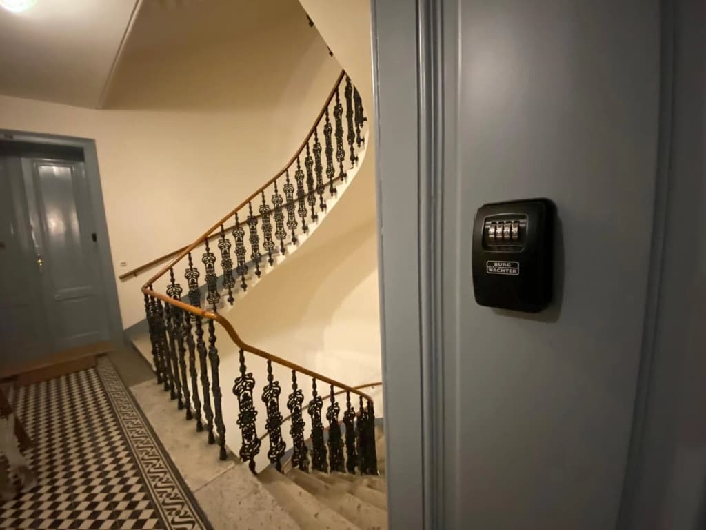Apartments Opera - photo 10