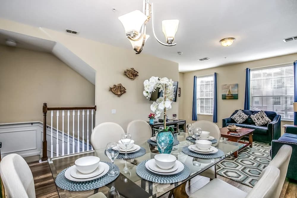 Spacious Vista Cay Townhome Newly Furnished! - photo 21